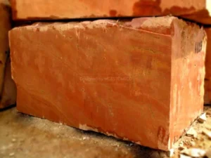 Rosso Travertine (CC)